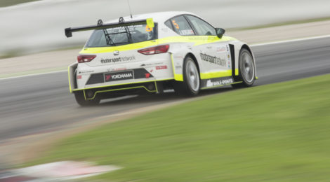 WOLF-POWERED MORGAN SUPERBLY SEALS 4TH IN THE 2016 SEAT LEÓN EUROCUP.